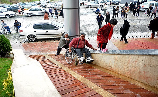 چرخ هایی که زندگی را می چرخاند