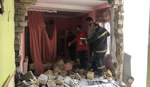 انفجار در شهرک آبشناسان رباط&zwnj;کریم/ 3 واحد مسکونی تخریب شد+ تصاویر