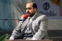 تلاوت مجلسی آیات 51 تا 69 سوره نحل توسط کریم منصوری