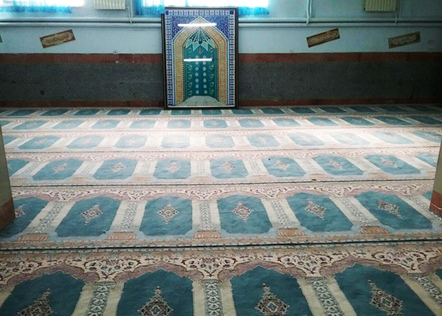 ساخت سالن نمازخانه در دبستان نکویی زرند