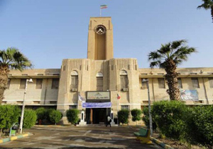 اعتراض دانشجویان دانشگاه را تعطیل کرد