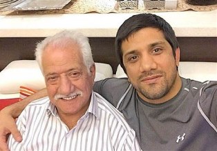 قهرمان جهان و المپیک عزادار شد