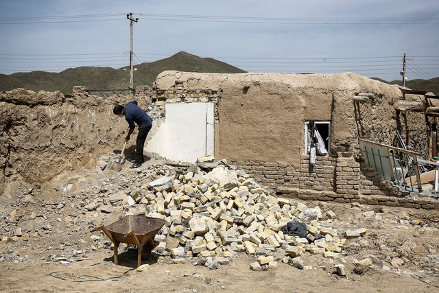 آغاز عملیات بازسازی 6 روستای کرمانشاه بدست سپاه زنجان