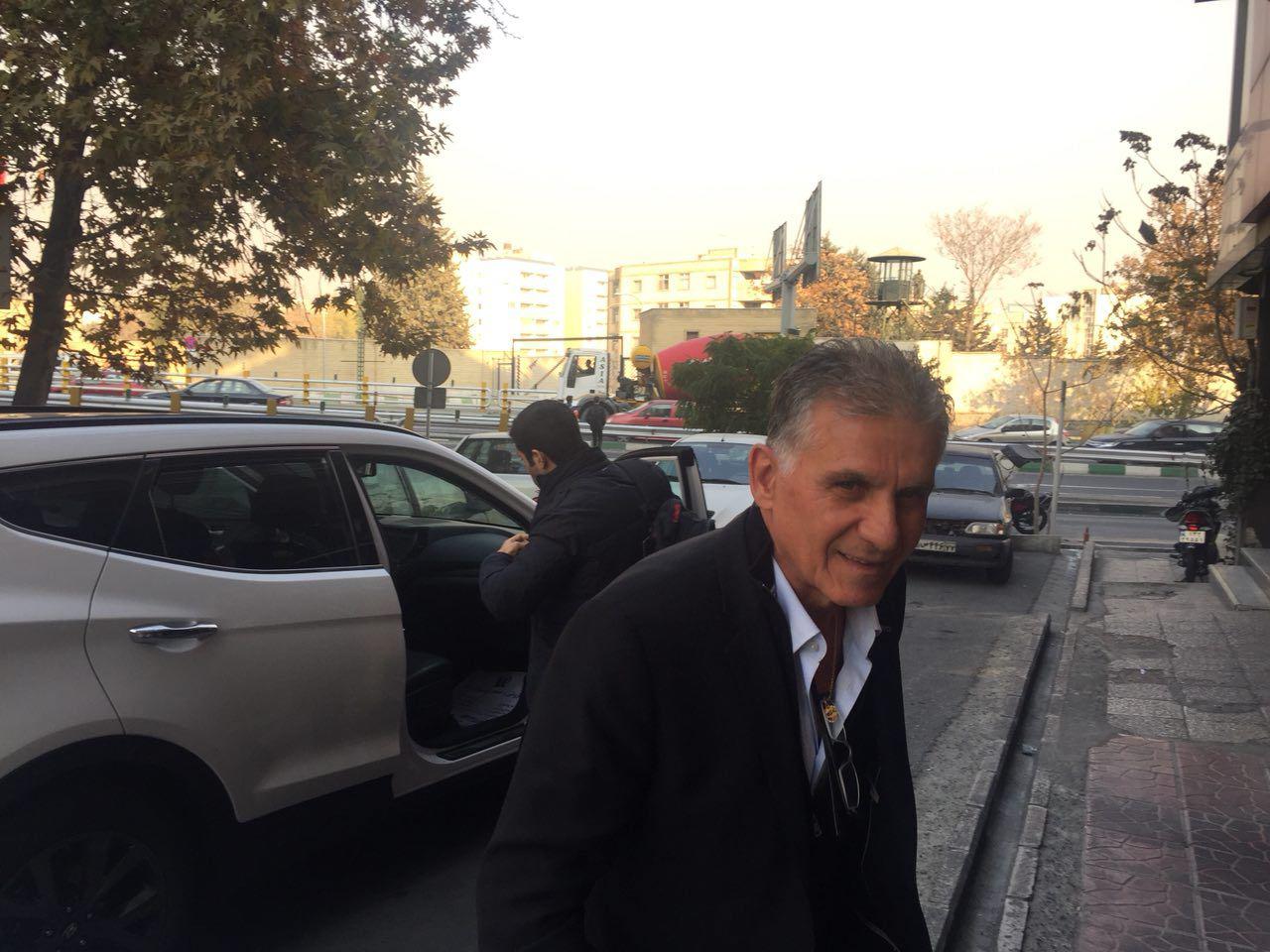 آغاز نشست کی روش و تاج