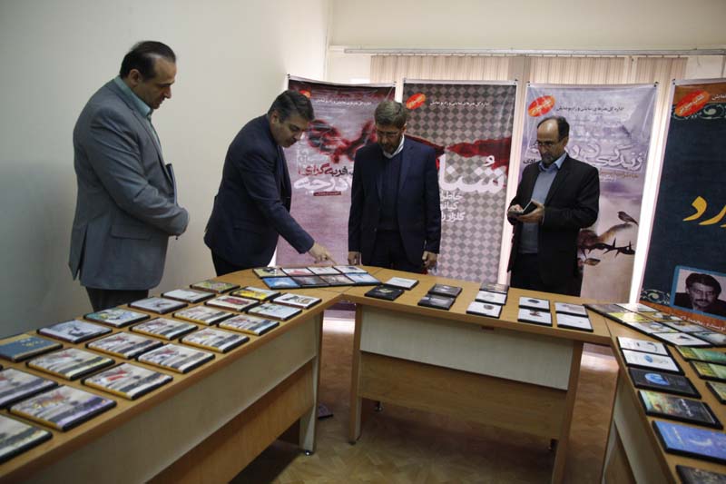بازدید معاون صدا از رادیو نمایش