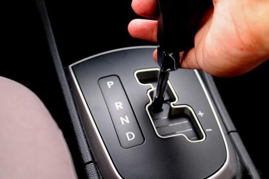 قیمت گیربکس اتوماتیک برخی از خودروهای تولید داخل را ببینید