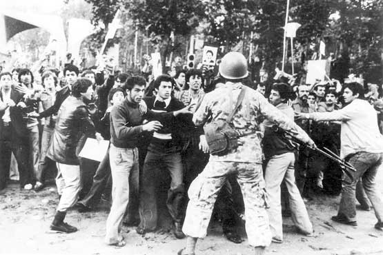 16 آذر؛ یادآور جوشش خون دانشجویان انقلابی علیه استکبار جهانی 16 آذر؛ یادآور جوشش خون دانشجویان انقلابی علیه استکبار جهانی