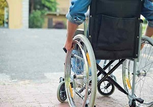 خدمت به معلولان نماد بارز انسانیت است