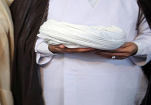 برگزاری آیین عمامه‌گذاری طلاب لرستان