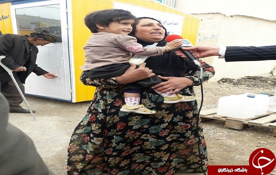 از دوقلوهایی که صاحب کانکس شدند  تا بانویی که دستان آسیب دیده اش را نوازش دستانی مهربان التیام بخشید
