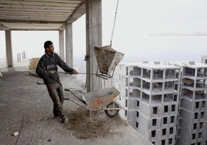 تحت پوشش بودن بیش از پنج هزار کارگر ساختمانی در بروجرد