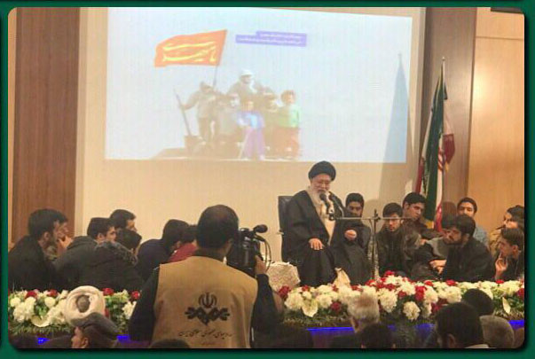 باید با همه توان با آمریکا جنگید و مبارزه کرد