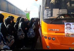 ۵۲۰ دانش آموز دختر شهرستان بوشهر عازم مناطق عملیاتی دفاع مقدس شدند