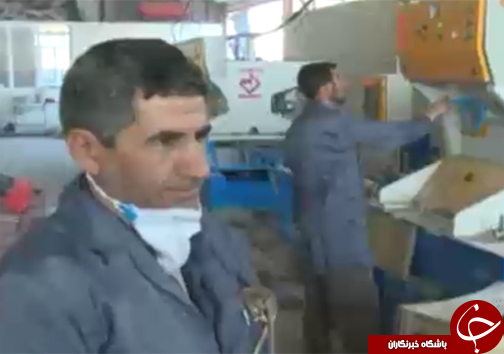 جوان کارآفرین لرستانی تولیدکننده سنگ&zwnj;های مصنوعی/آغاز فعالیت تنها با ۳ نفرنیروی کار+تصاویر