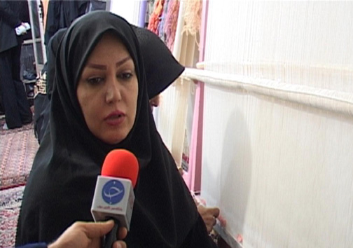 انتخاب کارگاه تولید فرش دستبافت به عنوان تعاونی برتر ملی / وجود ۲۳ هزار بافنده فرش در لرستان