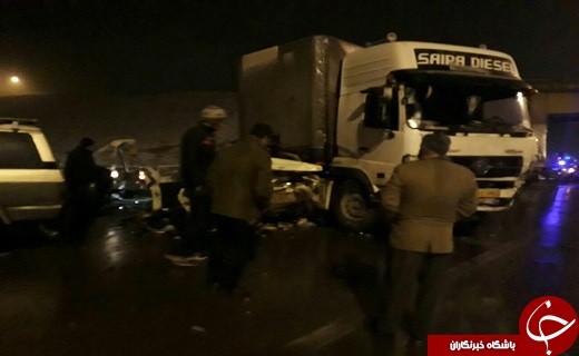 واژگونی تریلی ۳۵ مصدوم بر جای گذاشت