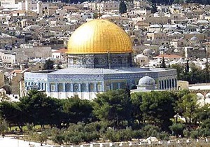 قدس قلب تپنده ی جهان اسلام است