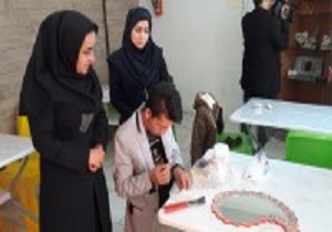 توانخواهان توانا در شاهرود نمایشگاه برگزار کردند