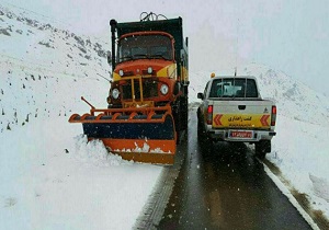 برف‌روبی ۱۵ هزار کیلومتر باند راههای استان اردبیل/ راه ۵۰ روستا مسدود است