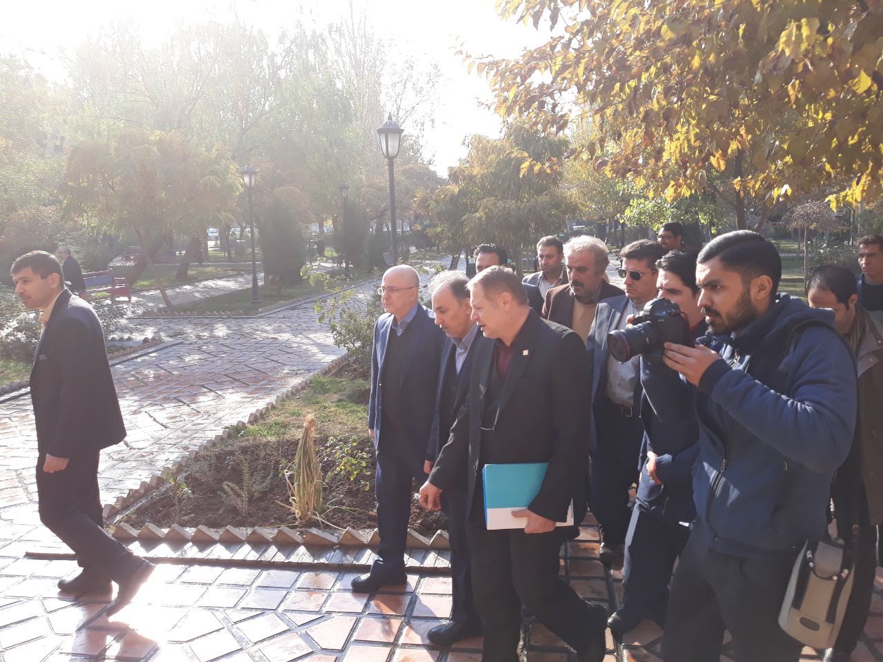 شهردار تهران از خانه هنرمندان بازدید کرد شهردار تهران از خانه هنرمندان بازدید کرد