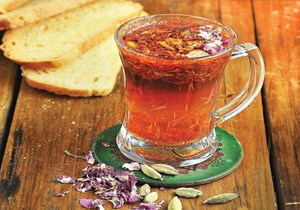 کشت گیاه دارویی گل گاوزبان در زمین‌های کشاورزی کلاردشت