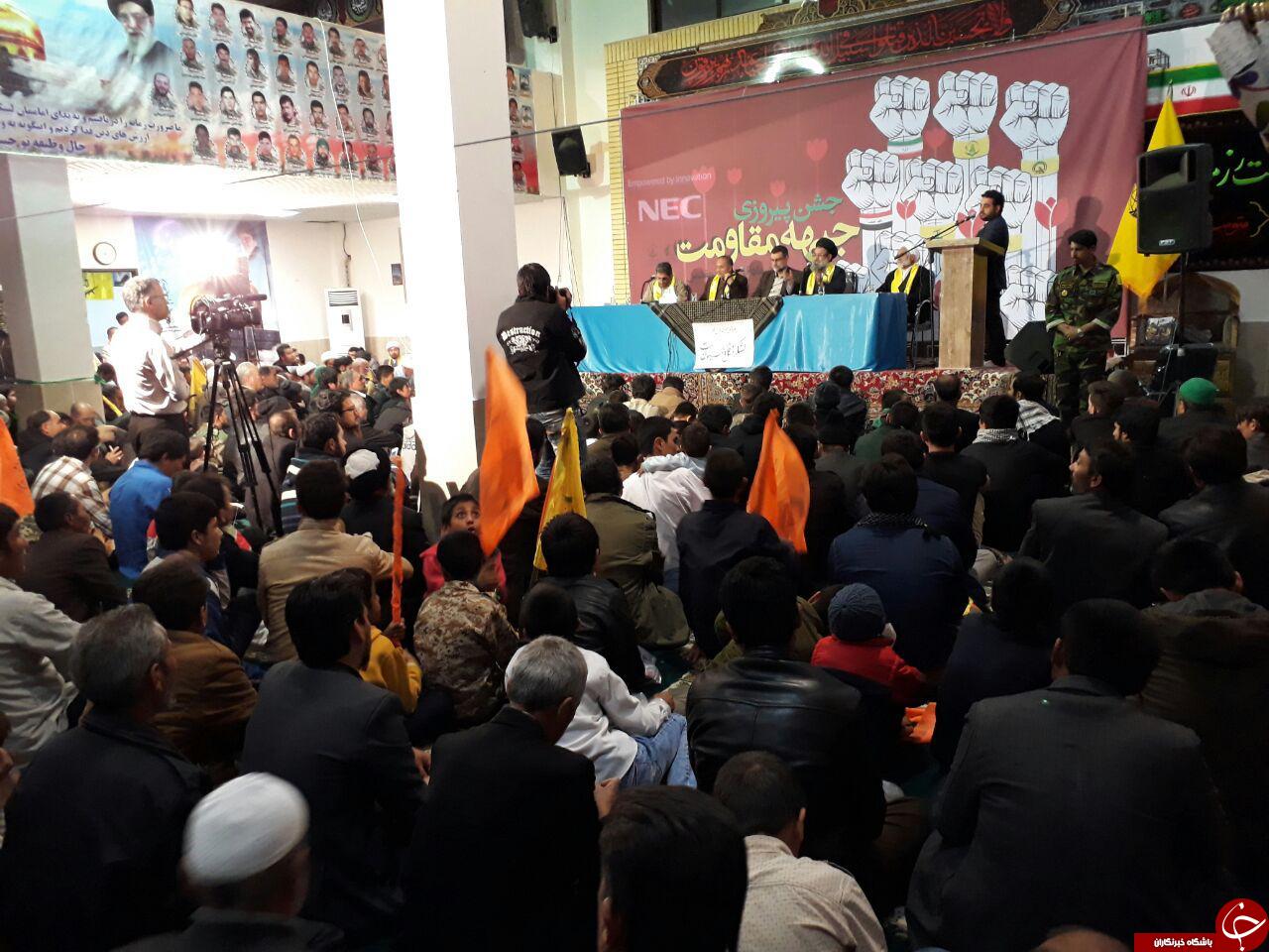جشن پیروزی جبهه مقاومت توسط مهاجرین افغانستانی در مشهد + تصاویر