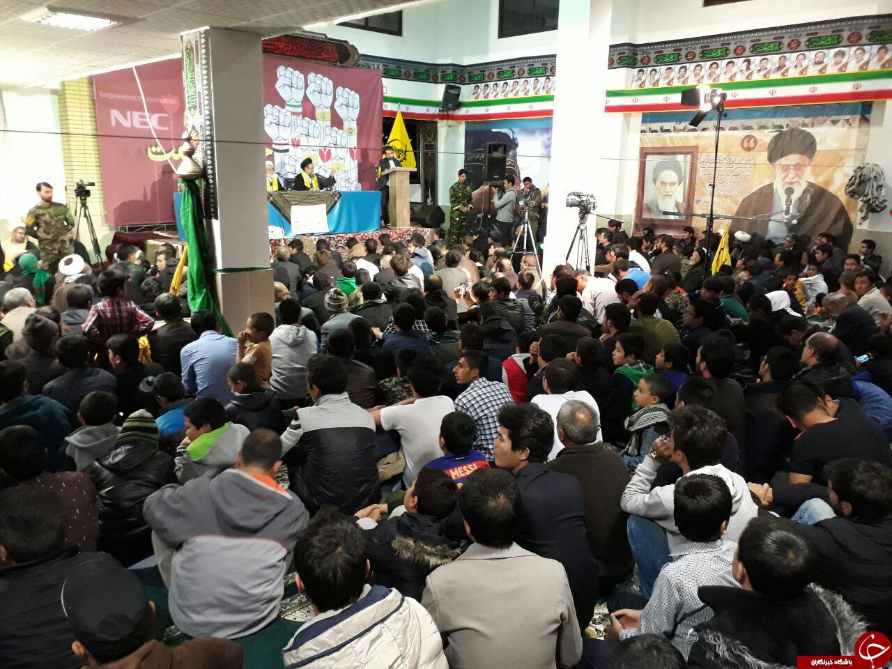 جشن پیروزی جبهه مقاومت توسط مهاجرین افغانستانی در مشهد + تصاویر