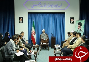 مقابله با زیاده خواهان رسالت رسانه است