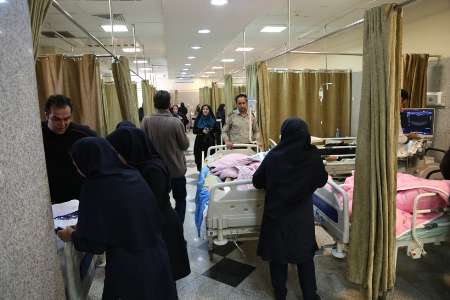 انجام یکصد عمل جراحی بر روی مصدومان زلزله در همدان