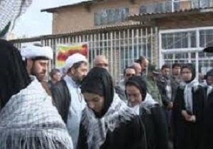 اعزام دانشآموزان دختر از شهرستان بیلهسوار به مناطق عملیاتی شمالغرب کشور اعزام دانشآموزان دختر از شهرستان بیلهسوار به مناطق عملیاتی شمالغرب کشور
