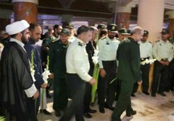 گلزار شهدای بوشهر غبارروبی و عطرافشانی شد