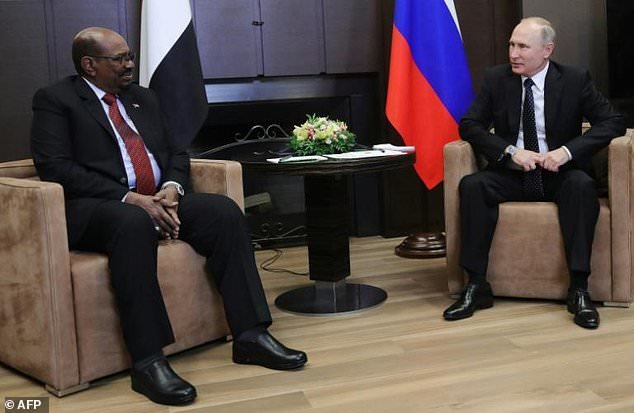 البشیر: سودان نیازمند حمایت روسیه در برابر اقدامات خصمانه آمریکاست
