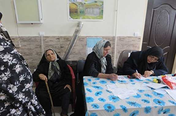 حضور گروه پزشکی آستان قدس درمناطق محروم شازند