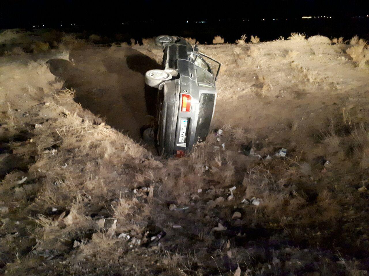 واژگونی پراید در  ۴ نفر مصدوم به جای گذاشت
