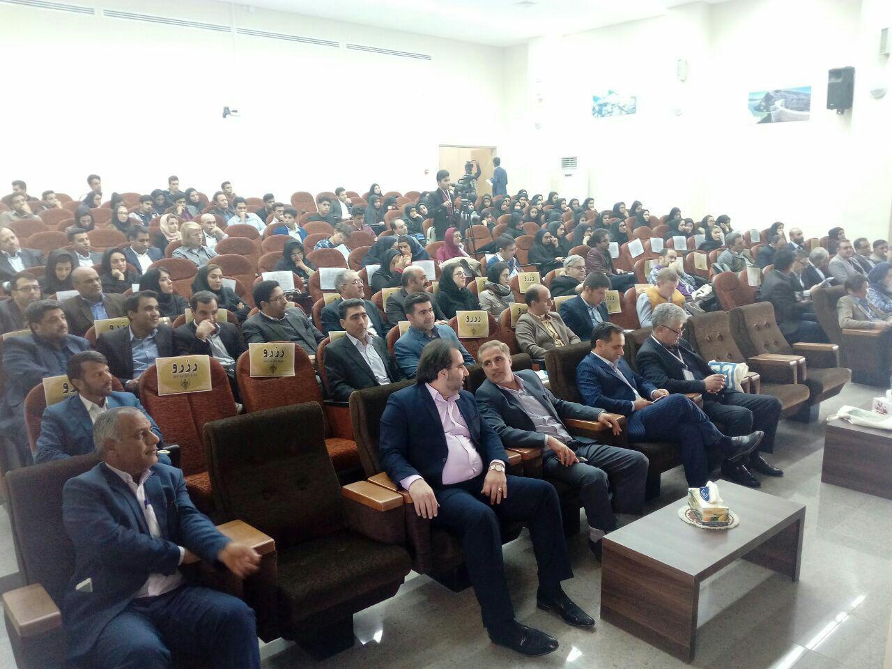 معرفی تمدن کهن جیرفت در همایش باستان شناسی