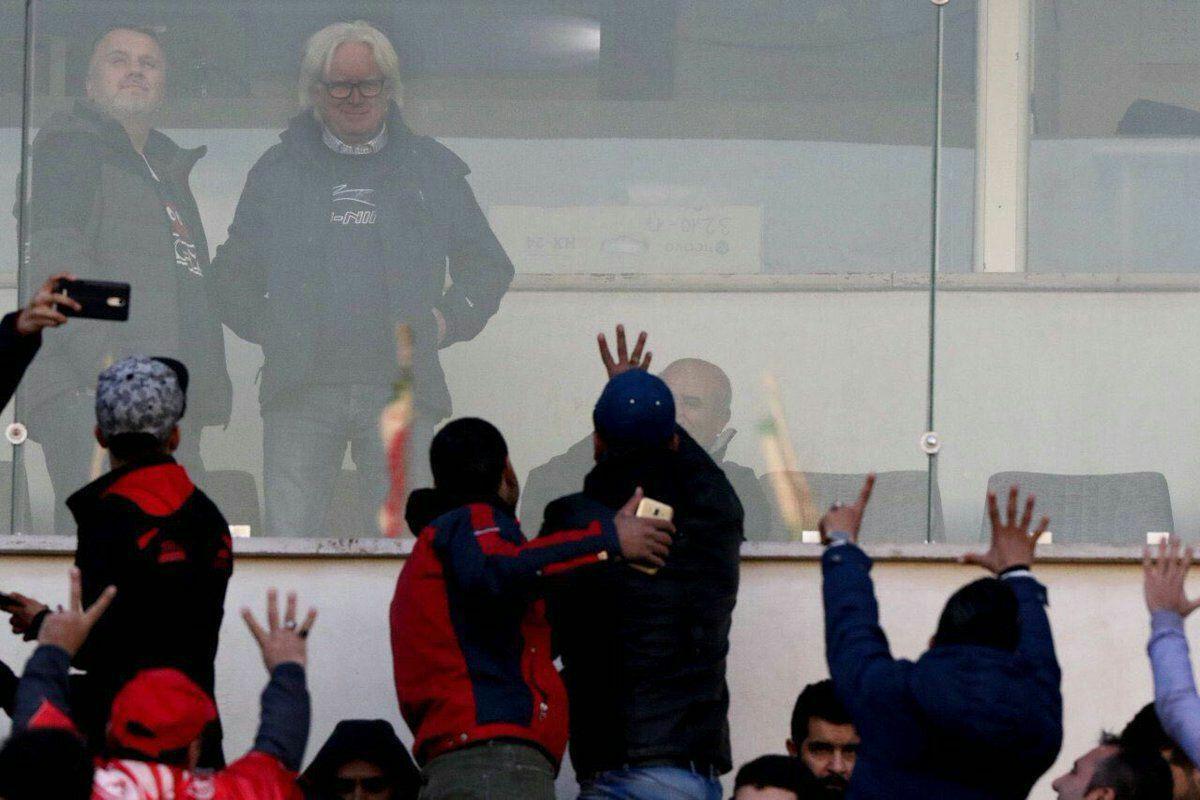 استقبال جالب پرسپولیسی&zwnj;ها از شفر +عکس