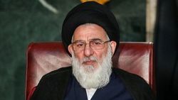مراسم غبارروبی در حرم حضرت زینب (س) + فیلم