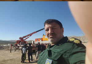 نصب120 کانکس توسط بسیجیان کهگیلویه بویراحمد در مناطق زلزله زده کرمانشاه
