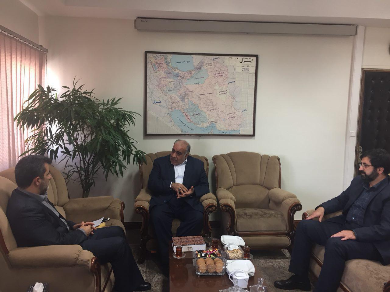 دیدار استانداران کرمانشاه و اردبیل با معاون هماهنگی امور اقتصادی وزارت کشور