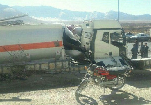 انفجارخودروی تانکر حمل سوخت در روستای رباط میل اراک / یک نفر کشته و ۲ نفر مصدوم شدند + عکس