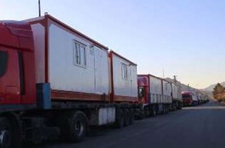 ارسال 35 کانکس از شاهین‌شهر به مناطق زلزله‌زده