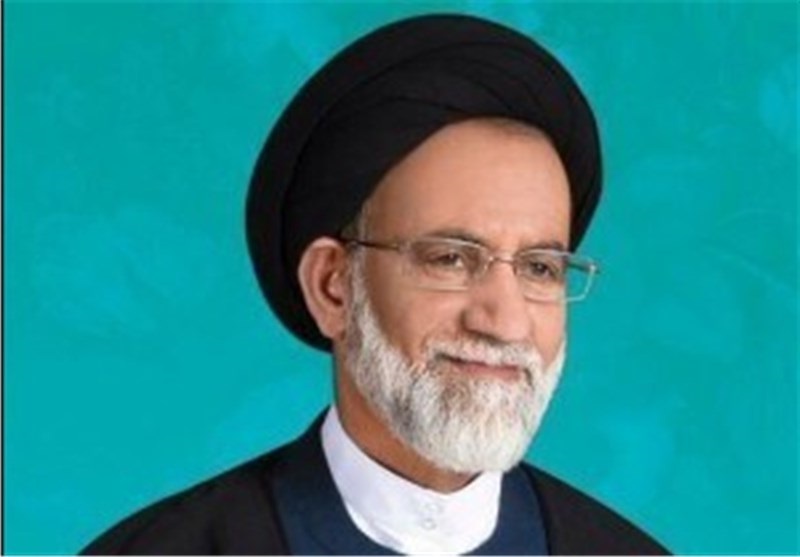 مجلس باید از دست‌های پشت پرده واردات خودرو رونمایی کند