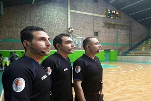 استفاده داوران بسکتبال از سیستم رادیویی برای اولین بار