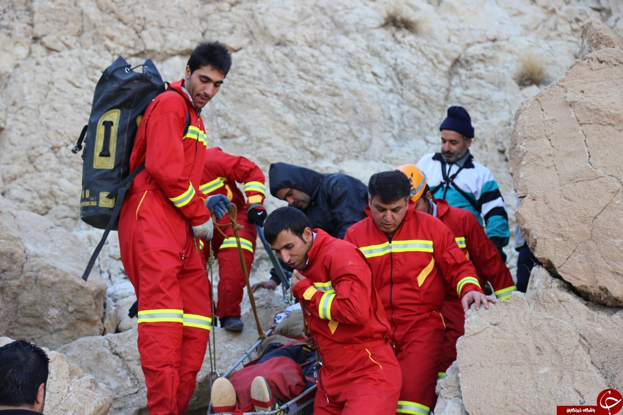 سقوط نوجوان قمی از کوه دو برادران+تصاویر