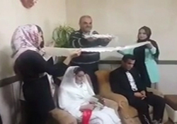 تلاوت مجلسی قرآن توسط علیرضا منصوریان + فیلم