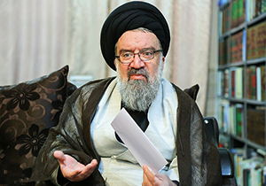 تعجب آیت الله خاتمی از شایعه‌ای در مورد موسیقی گوش دادن مادران + فیلم