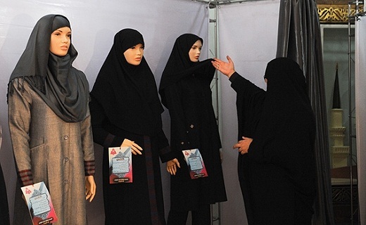 مدلهای جدید شال و روسری سلاح کارآمدتر برای رواج بد حجابی مدلهای جدید شال و روسری سلاح کارآمدتر برای رواج بد حجابی
