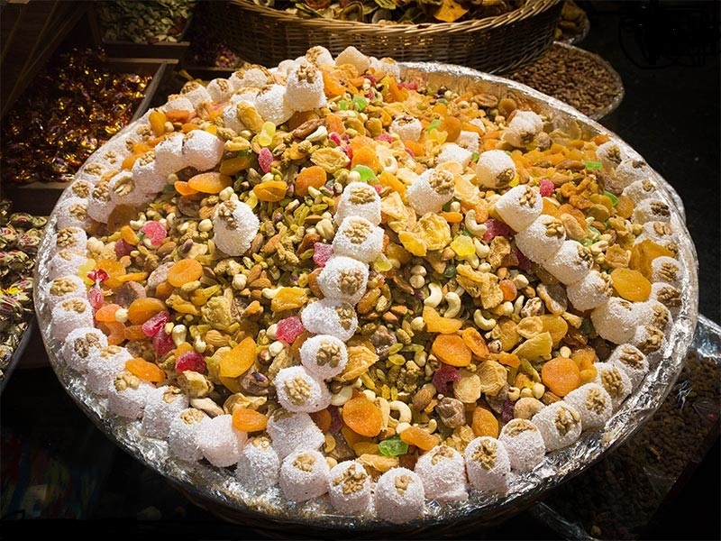 حال و هوای بازار درشب یلدا+تصاویر