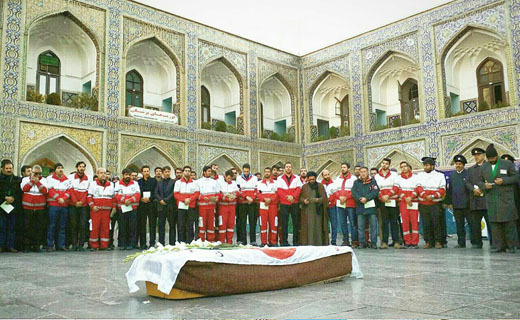 تکذیب دریده شدن یک انسان در باغ وحش شیراز/پایان اسکان موقت زلزله زدگان با نصب 11 هزار کانکس/دستگیری 11 قاچاقچی انسان و تبعه بیگانه غیرمجاز در مرزهای قشم/بسته شدن جاده چالوس از فردا شب
