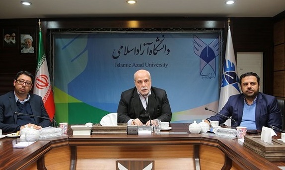 صحافی: ارتقای جایگاه سازمانی و حوزه فناوری اطلاعات در دانشگاه آزاد/ کشاورزی: دانشگاه آزاد؛ بزرگ&zwnj;ترین دانشگاه حضوری جهان